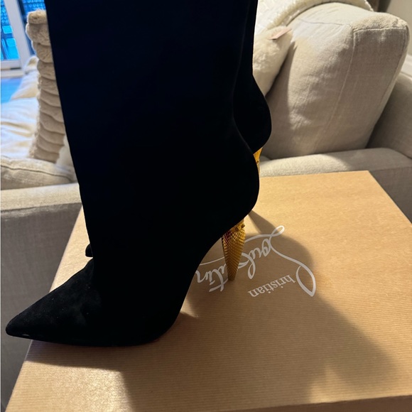Authentic Christian louboutin heeled boots - Picture 2 of 8